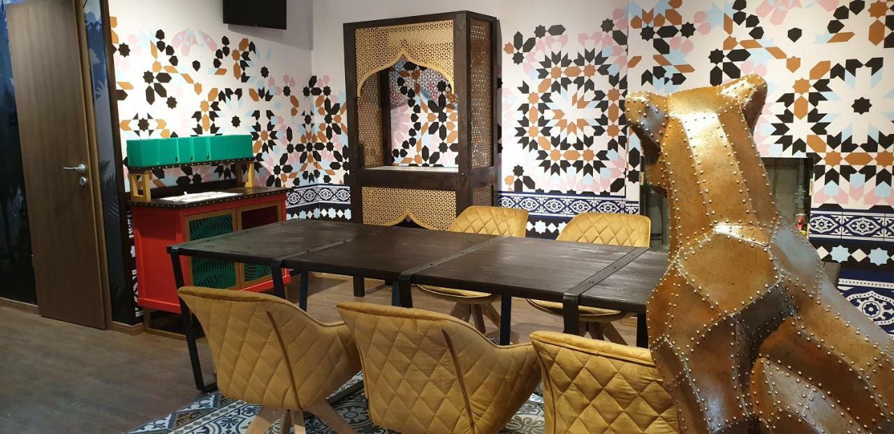 Baobab Suites Сиофок Екстериор снимка