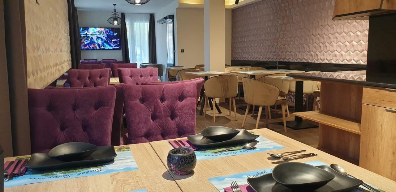 Baobab Suites Сиофок Екстериор снимка